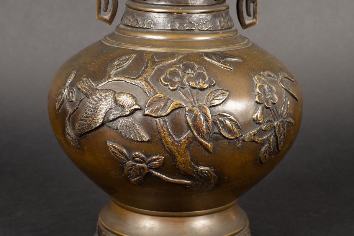 Vase Avec Anses, Bronze, Japon, ère Meiji (1868-1912). -photo-2