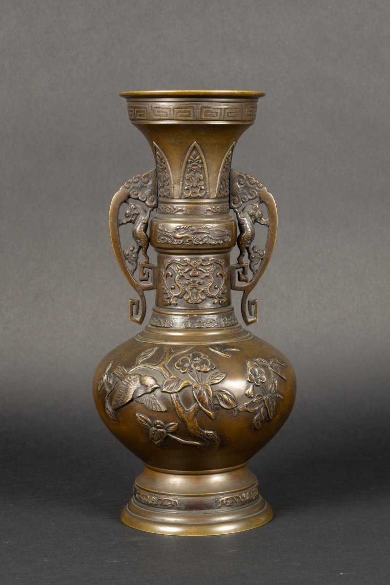 Vase With Handles, Bronze, Japan, Meiji Era (1868-1912).