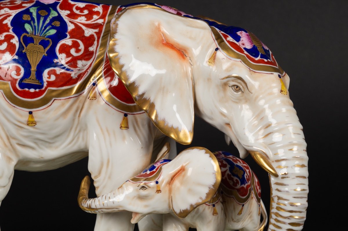 Éléphants En Porcelaine, Volkstedt, Rudolstadt, Thuringe, Début Du 20e Siècle. -photo-2