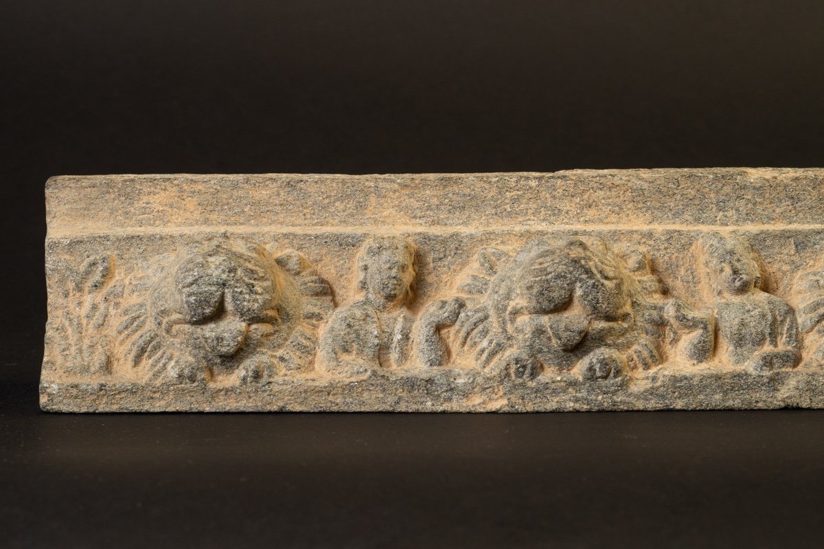 Relief Avec Personnages Et Lions, Pierre, Gandhara, Ier Au Ve Siècle  -photo-3