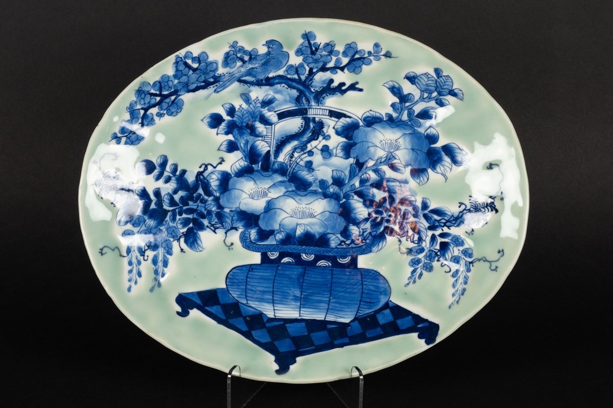 Plat à Panier De Fleurs, Céladon, Seto, Japon, ère Meiji (1868-1912).