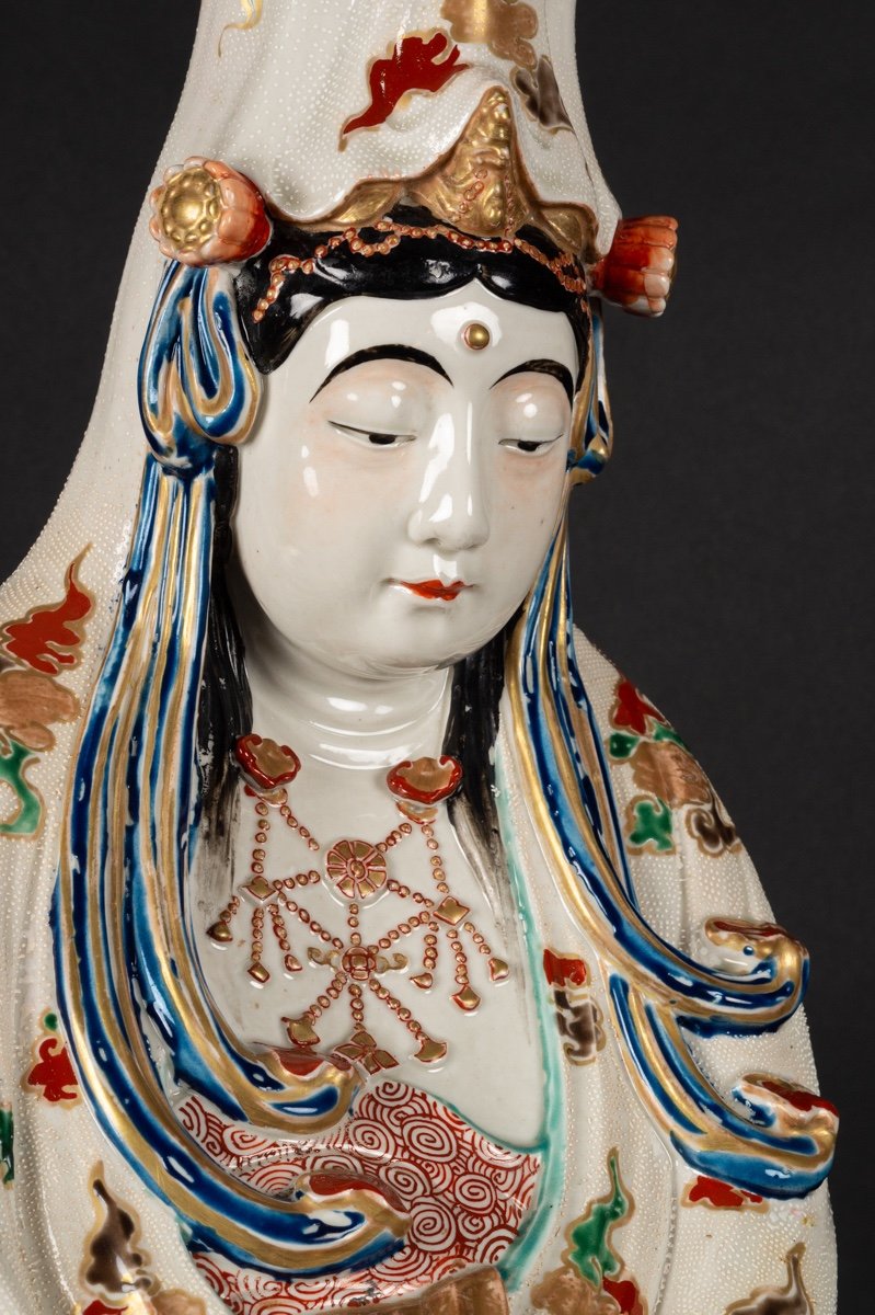 Kannon Bosatsu, Signé, Kutani, Japon, ère Meiji (1868-1912).   -photo-3