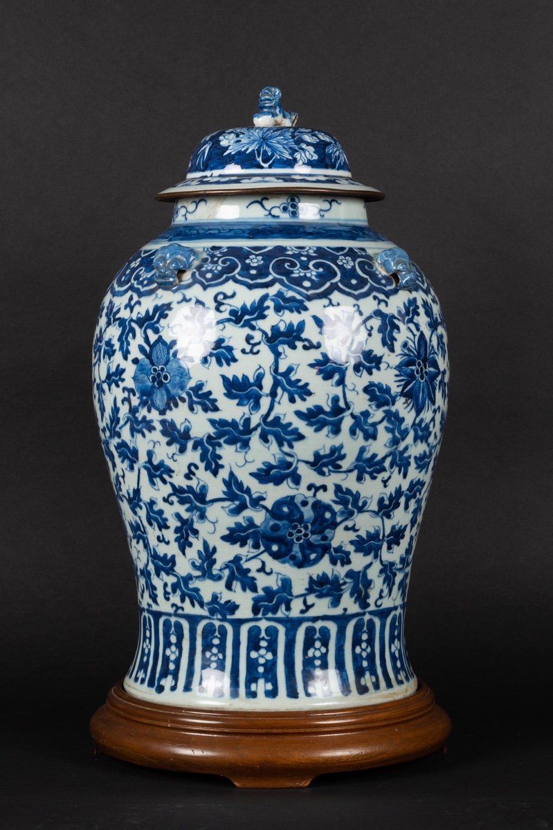 Vase Avec Couvercle En Porcelaine Bleue Et Blanche, Chine Pour Le Vietnam, Fin Du XIXe Siècle. -photo-2