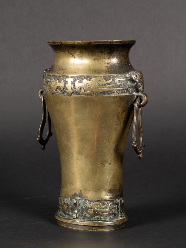 Vase à Anses, Bronze, Chine, Dynastie Ming (1368-1644).-photo-4