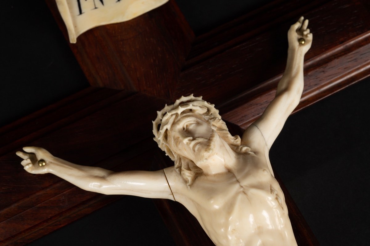 Crucifix On Rosewood Cross, France, 2nd Half Of The 19th Century.  -photo-4