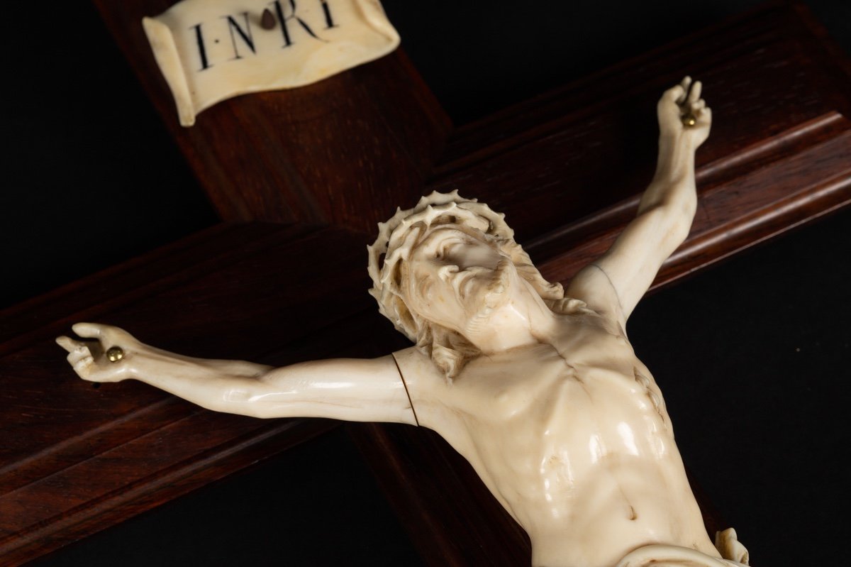 Crucifix On Rosewood Cross, France, 2nd Half Of The 19th Century.  -photo-4