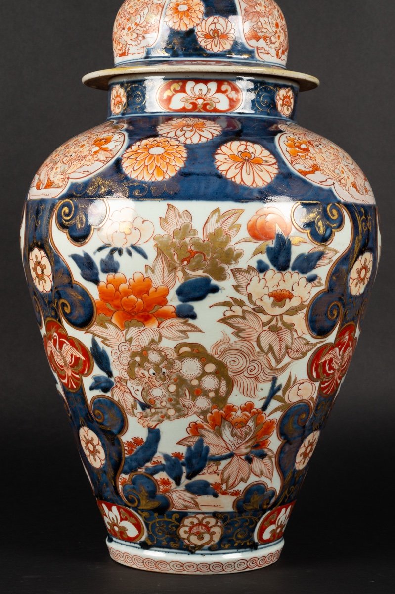 Vase à Chien Fo, Arita-imari, Japon, époque Edo, 17e/18e Siècle. -photo-2