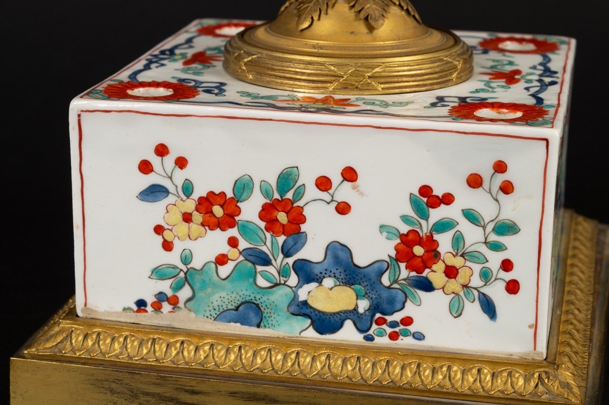 Encrier Kakiemon Avec Garnitures En Bronze Doré, Samson, France, XIXe Siècle. -photo-3