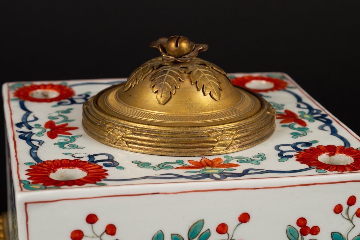Encrier Kakiemon Avec Garnitures En Bronze Doré, Samson, France, XIXe Siècle. -photo-6