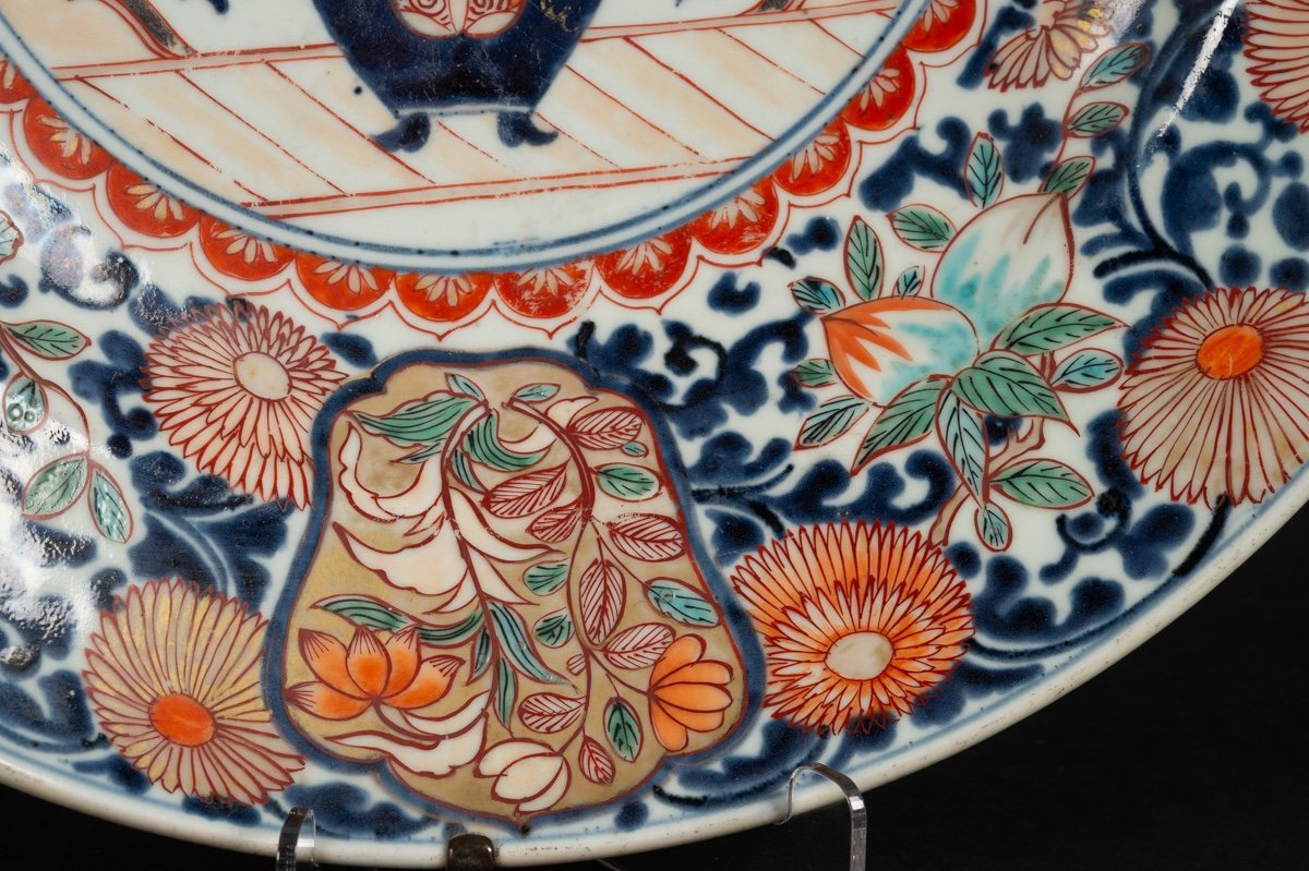 Flower Dish, Arita - Imari, Japan, Edo Period, Circa 1700. -photo-2