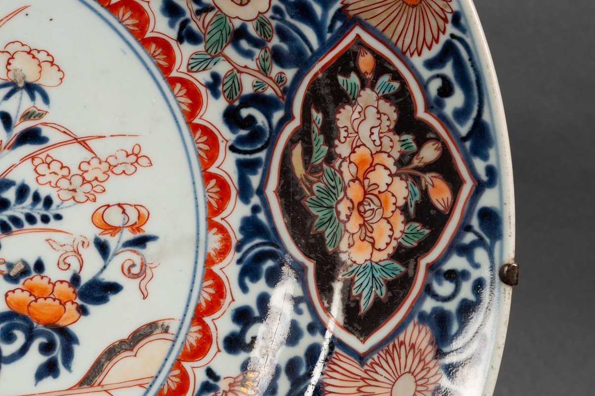 Flower Dish, Arita - Imari, Japan, Edo Period, Circa 1700. -photo-4