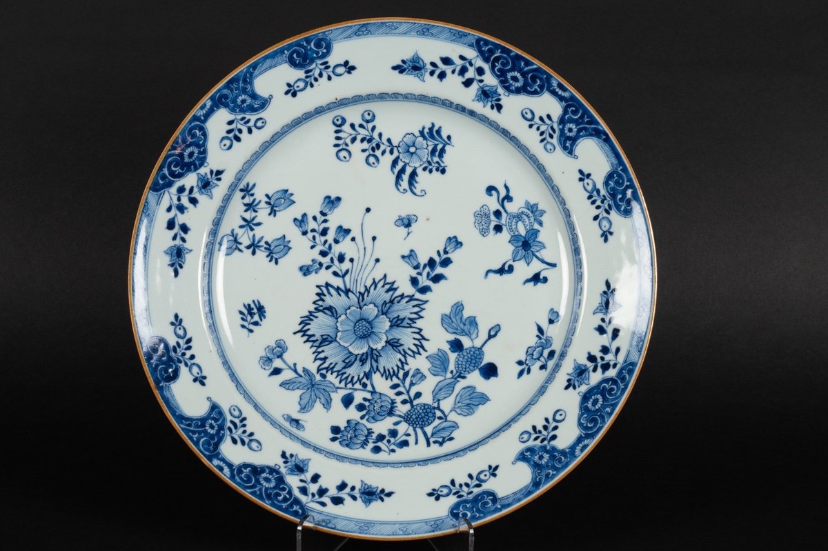 Plat Bleu Et Blanc, Chine, Période Kangxi (1661-1722).  -photo-2