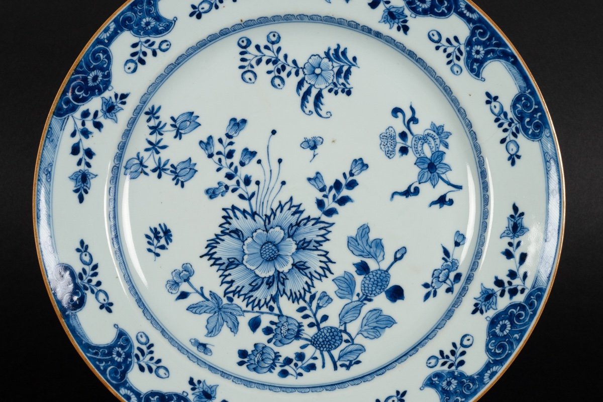 Plat Bleu Et Blanc, Chine, Période Kangxi (1661-1722).  -photo-3