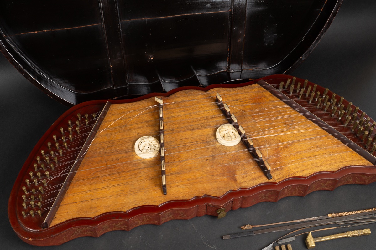 Yangqin Instrument, China, Qing Dynasty, 19th Century.   -photo-1