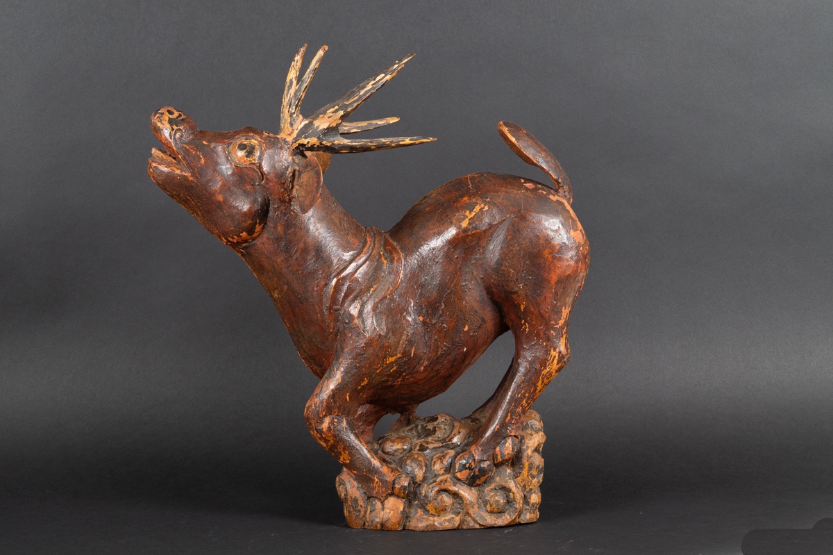 Cerf, Bois Polychrome, Chine, Dynastie Qing (1644-1912).   