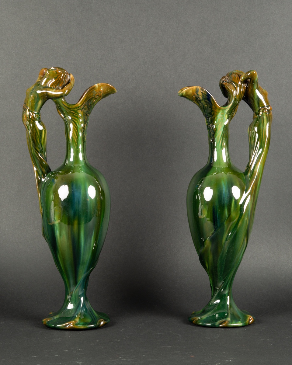 Paire De Pichets Jérôme Massier, Vallauris, Art Nouveau, Vers 1900.