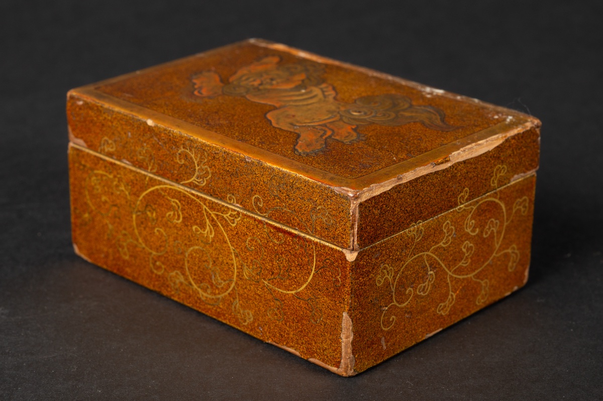 Boîte à lion Shishi, maki-e laque, Japon, ère Edo, 18e-19e siècle. -photo-8