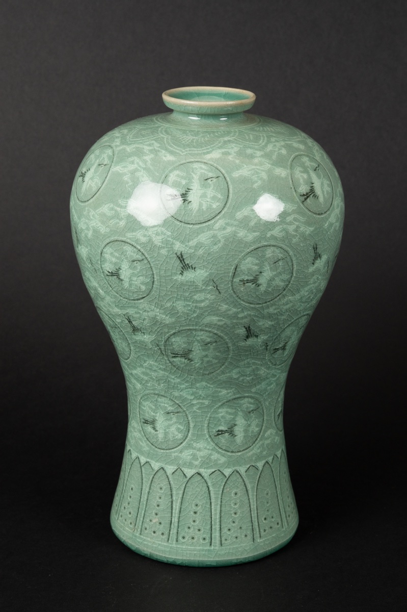 Goryeo-style Celadon Vase, Korea, 20th Century  -photo-4