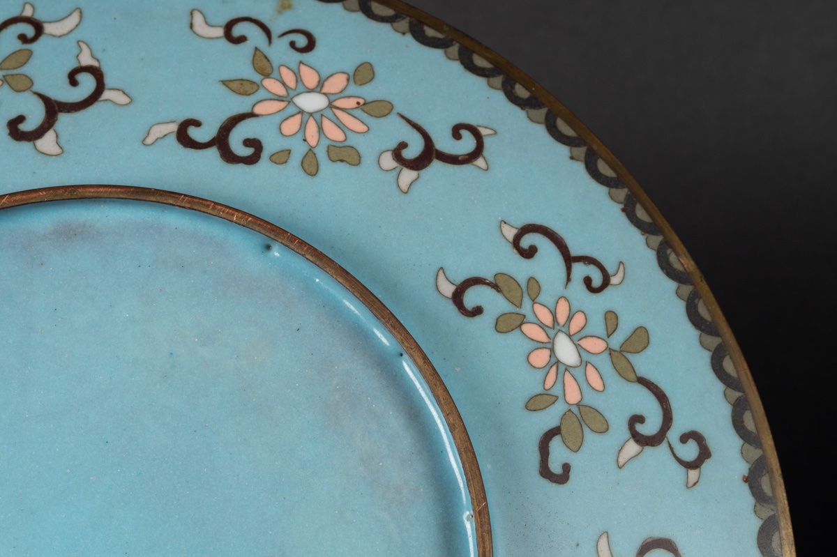 Plat avec oiseaux et fleurs, cloisonné, Japon, ère Meiji (1868-1912). -photo-8