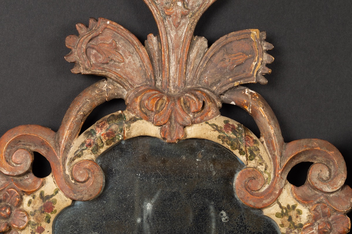 Paire de miroirs, bois peint et argenté, Italie, XVIIIe siècle. -photo-4