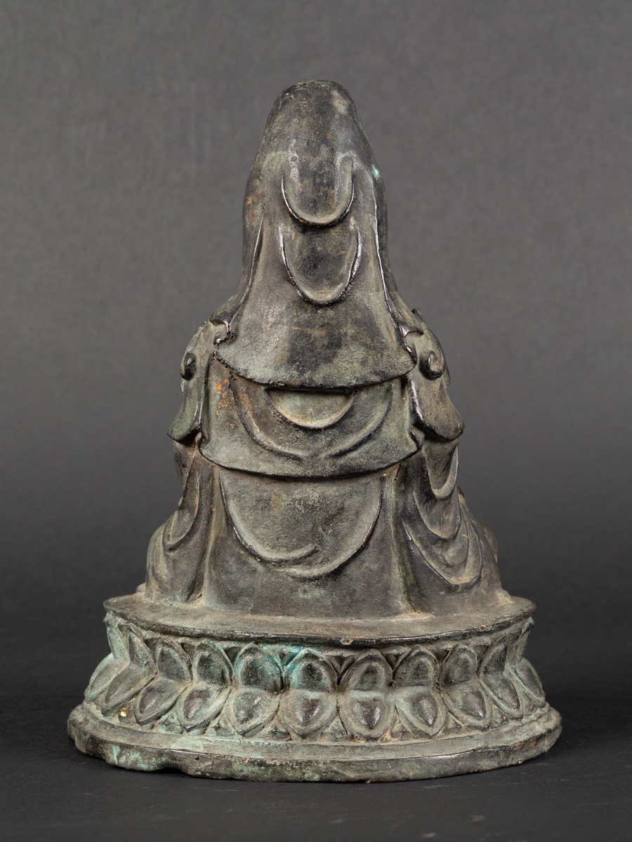 Guanyin, Bronze, China, Qing Dynasty (1644-1912).  -photo-4