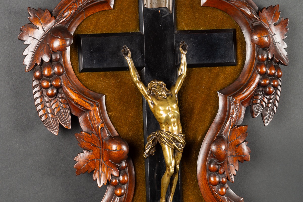 Crucifix In A Sculpted Frame, Bronze, France, 17th-19th Century  -photo-6