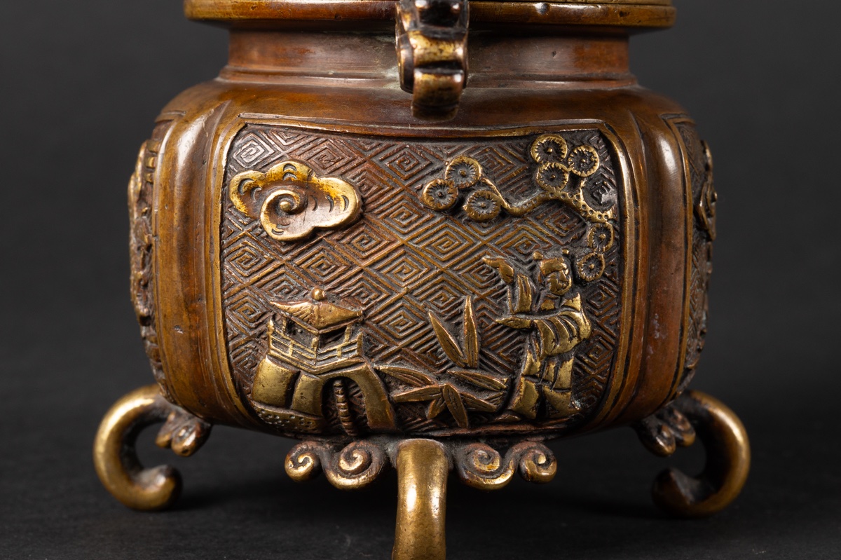 Brûle-parfum avec chien Foo, signature Xuande, Chine, dynastie Qing, XIXe siècle.  -photo-3