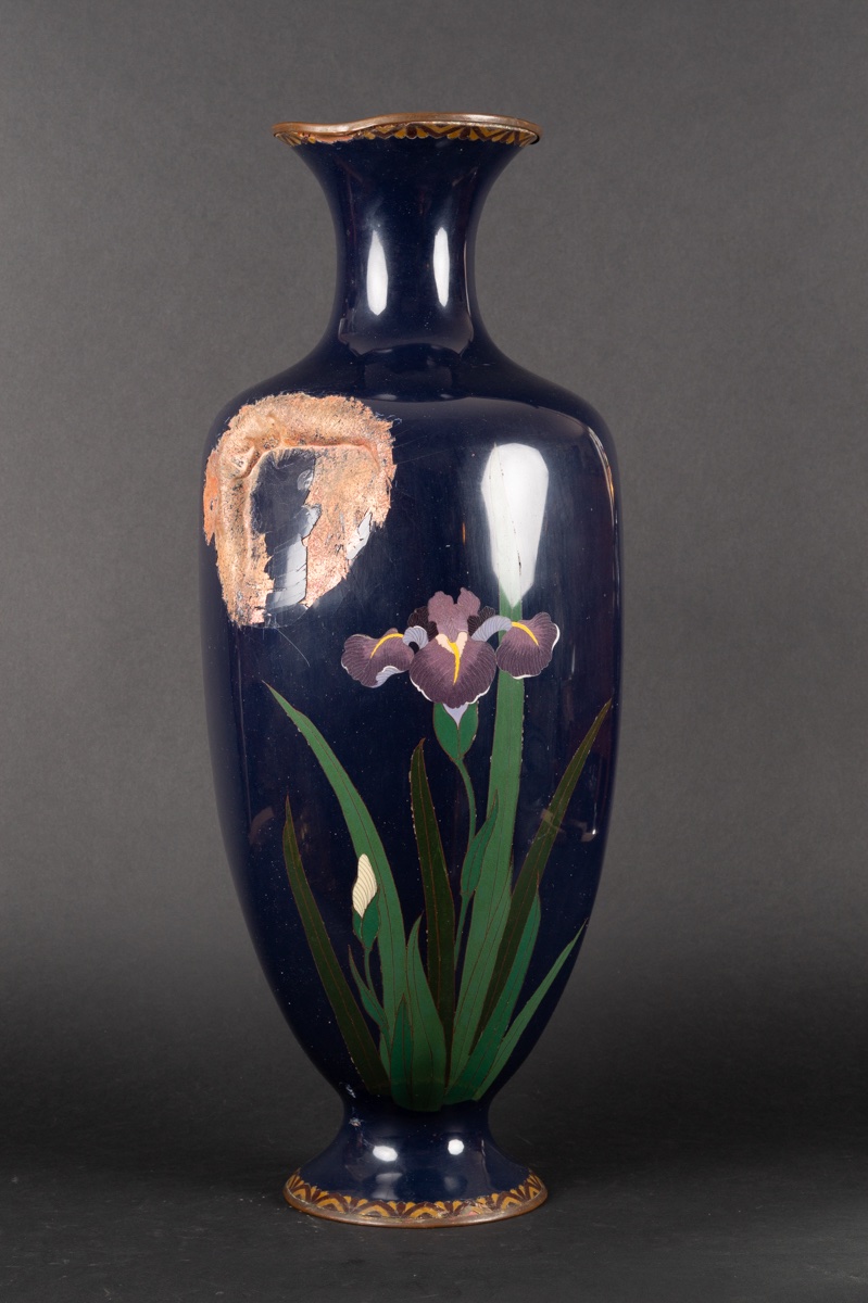 Grand vase en cloisonné avec fleurs, Japon, ère Meiji (1868-1912).  -photo-3