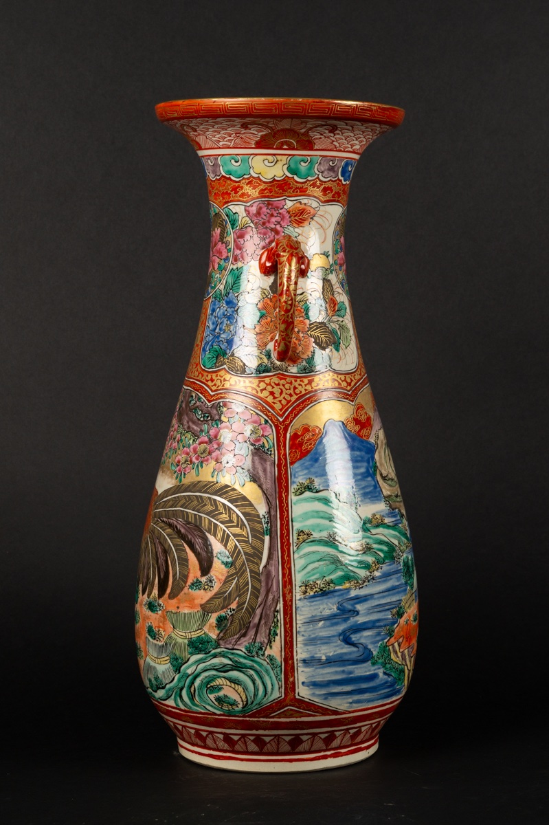 Vase With Hen And Rooster, Signed, Kutani, Japan, Meiji Period (1868-1912).  -photo-4