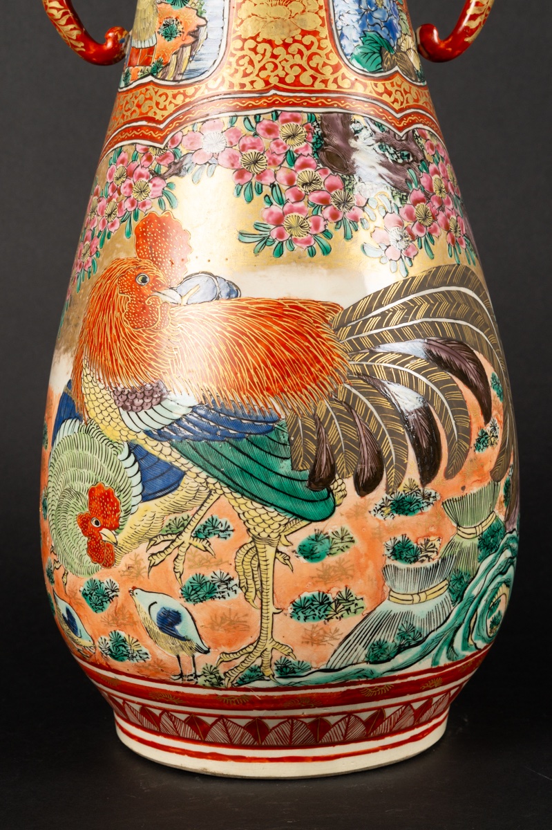 Vase With Hen And Rooster, Signed, Kutani, Japan, Meiji Period (1868-1912).  -photo-1