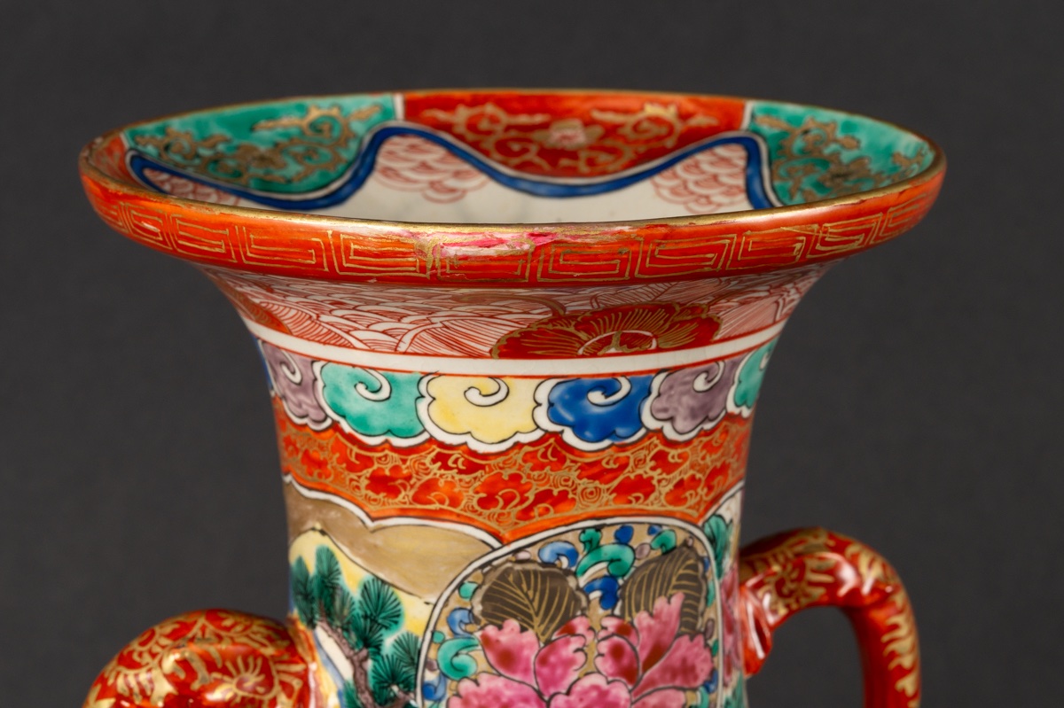 Vase With Hen And Rooster, Signed, Kutani, Japan, Meiji Period (1868-1912).  -photo-6