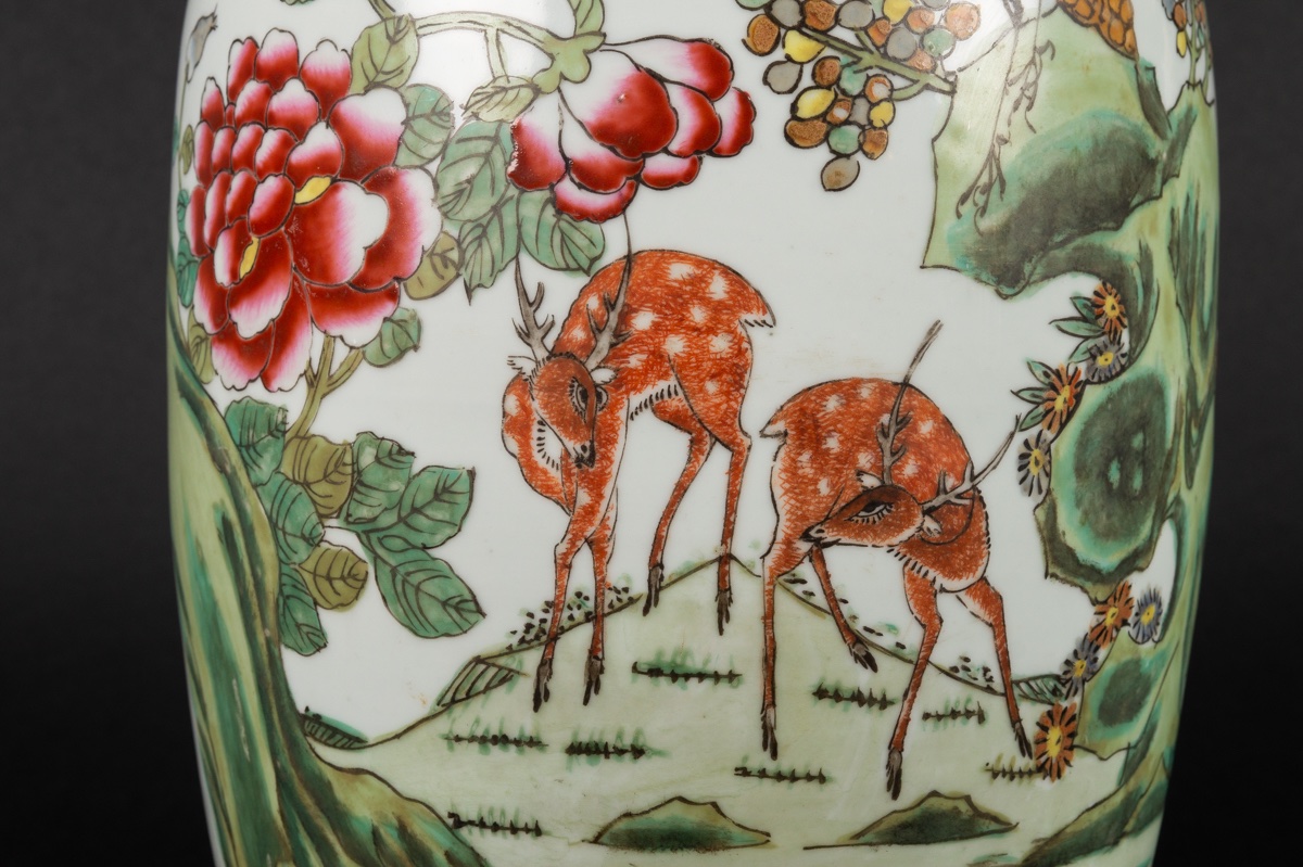 Vase avec des cerfs et une grue, Chine, début du XXe siècle.  -photo-3