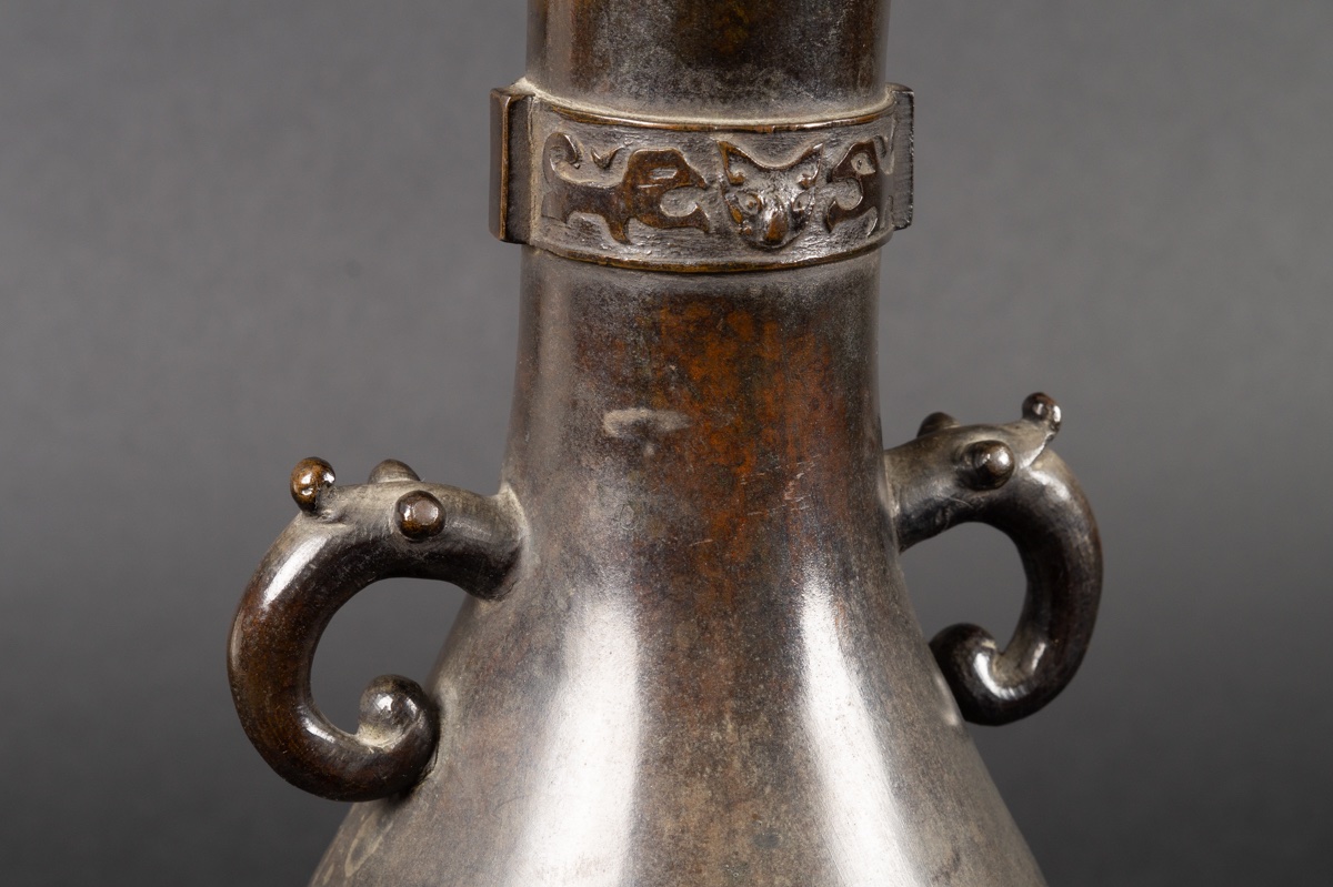 Vase archaïque à anses, Chine, dynastie Qing, XVIIIe-XIXe siècle. -photo-3
