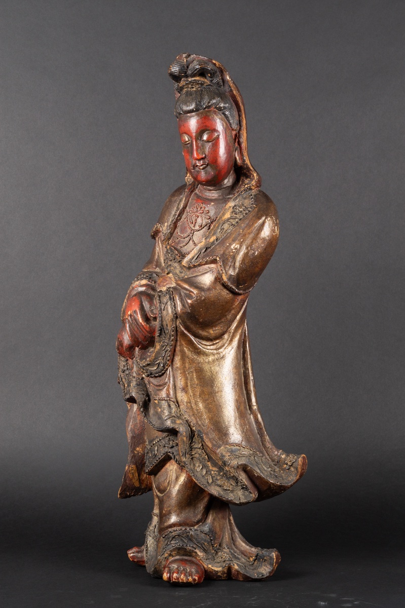 Guanyin, bois polychrome, Chine, dynastie Qing (1644-1912).  -photo-3