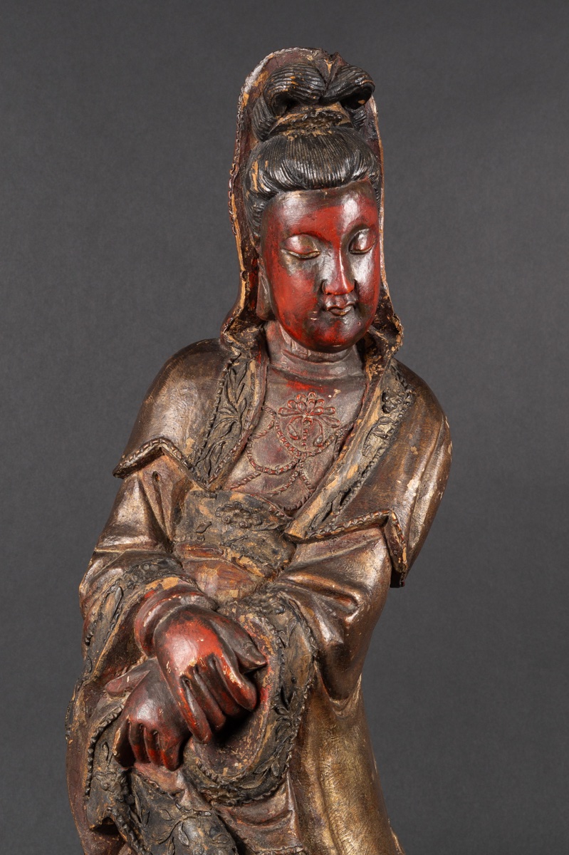Guanyin, bois polychrome, Chine, dynastie Qing (1644-1912).  -photo-1