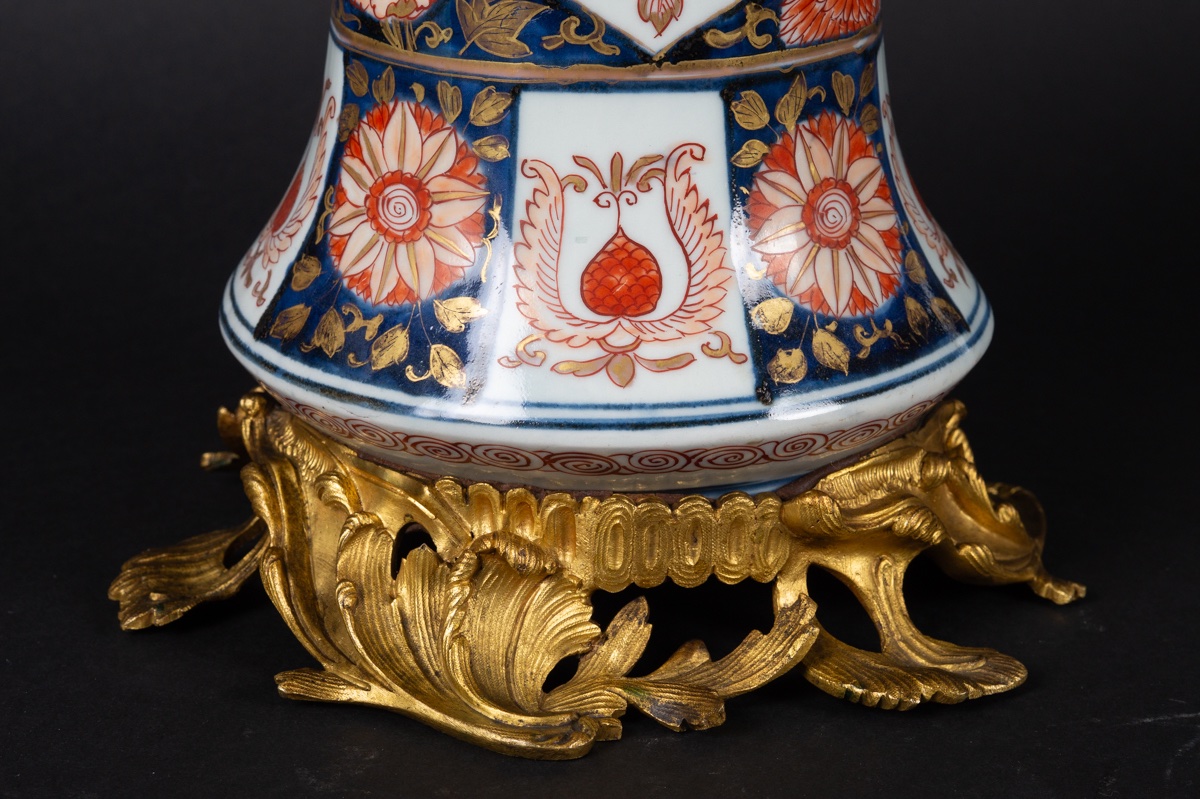 Vase With Gilt Bronze Mounting, Arita - Imari, Japan, 17th - 18th Century.-photo-4
