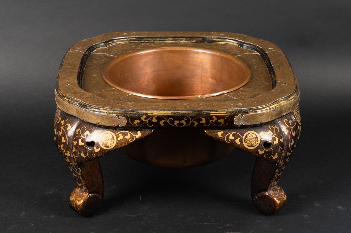 Hibachi, Maki-e Lacquer, Japan, Edo Period (1603–1868). -photo-4