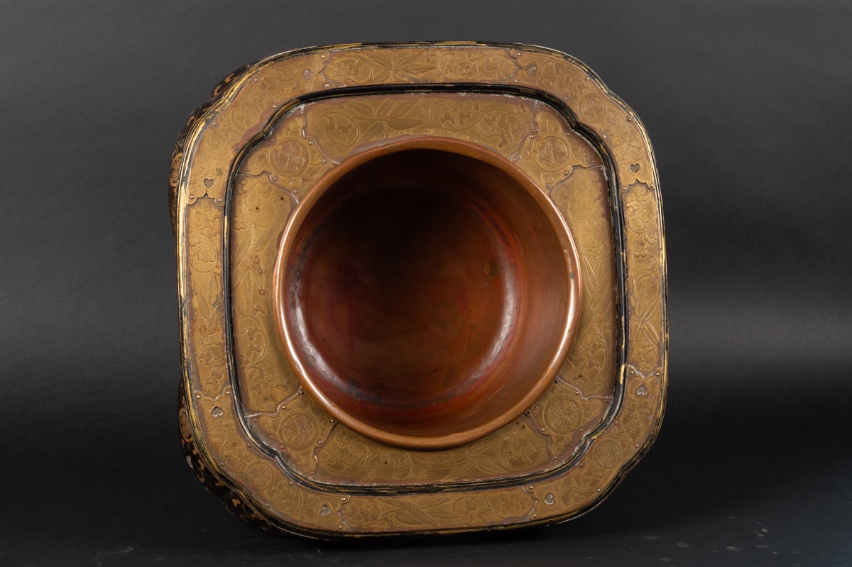 Hibachi, Maki-e Lacquer, Japan, Edo Period (1603–1868). -photo-7