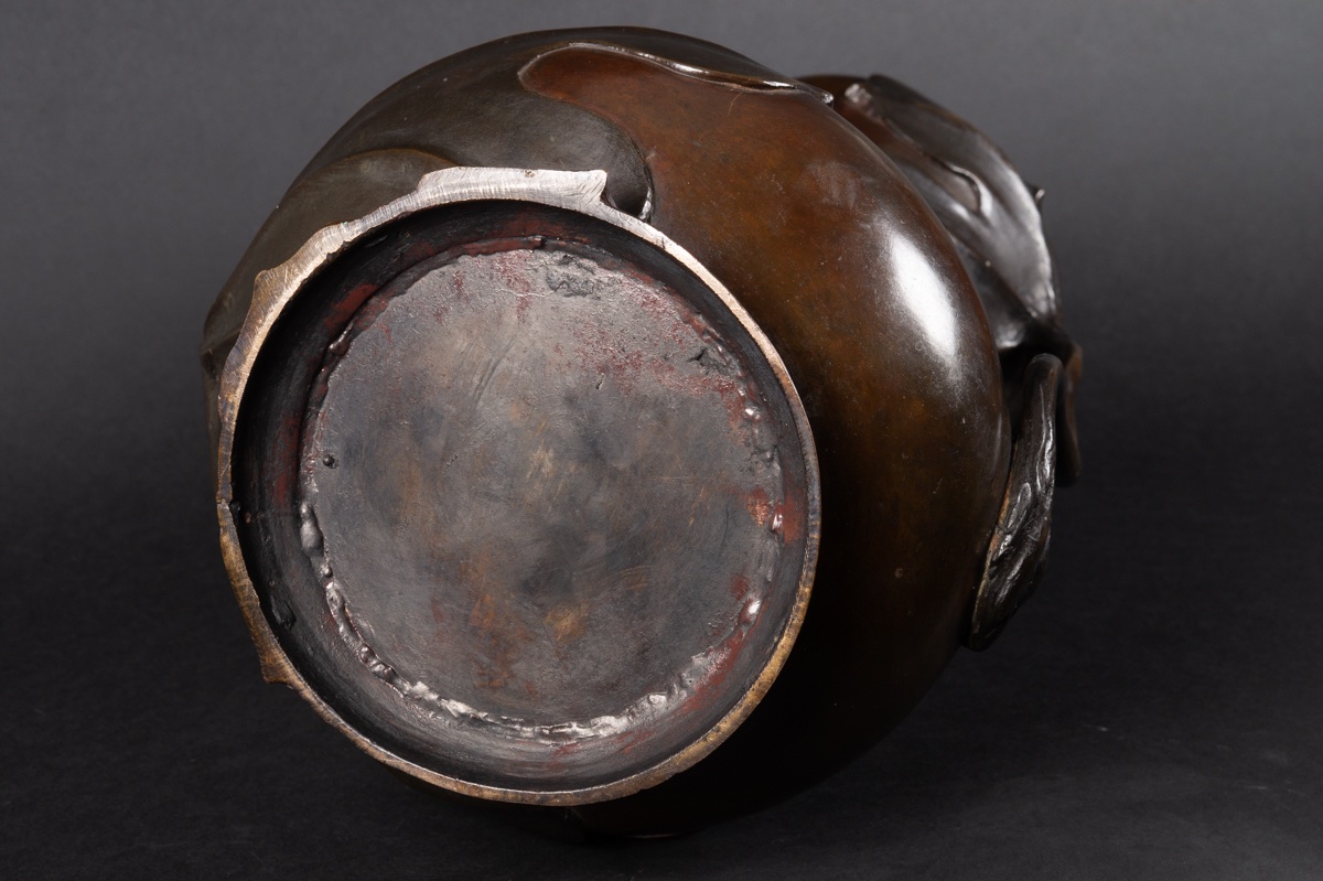 Grand vase, bronze, signé, Japon, époque Meiji (1868-1912).-photo-1