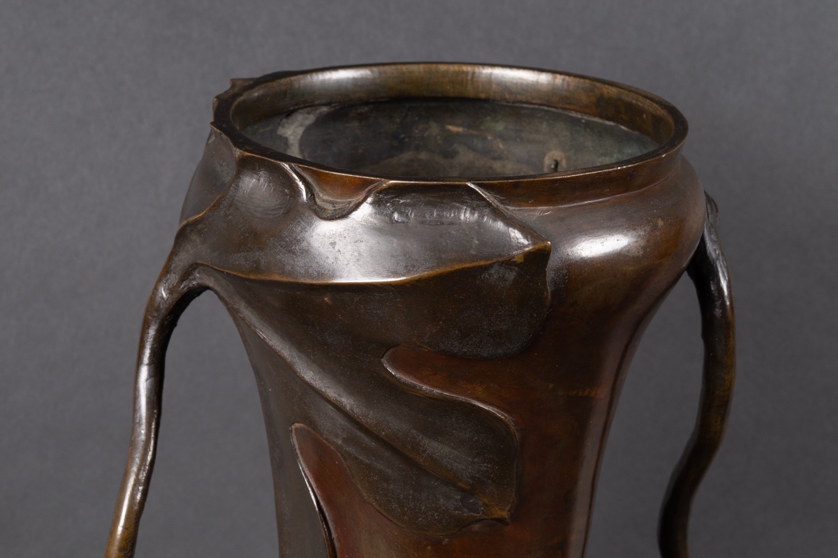 Grand vase, bronze, signé, Japon, époque Meiji (1868-1912).-photo-2