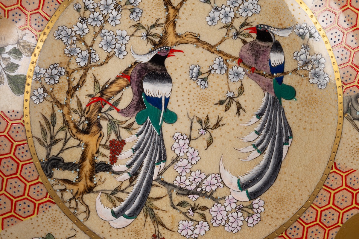 Large Bowl With Birds Of Paradise, Kinkozan, Japan, Meiji Era (1868–1912).-photo-4