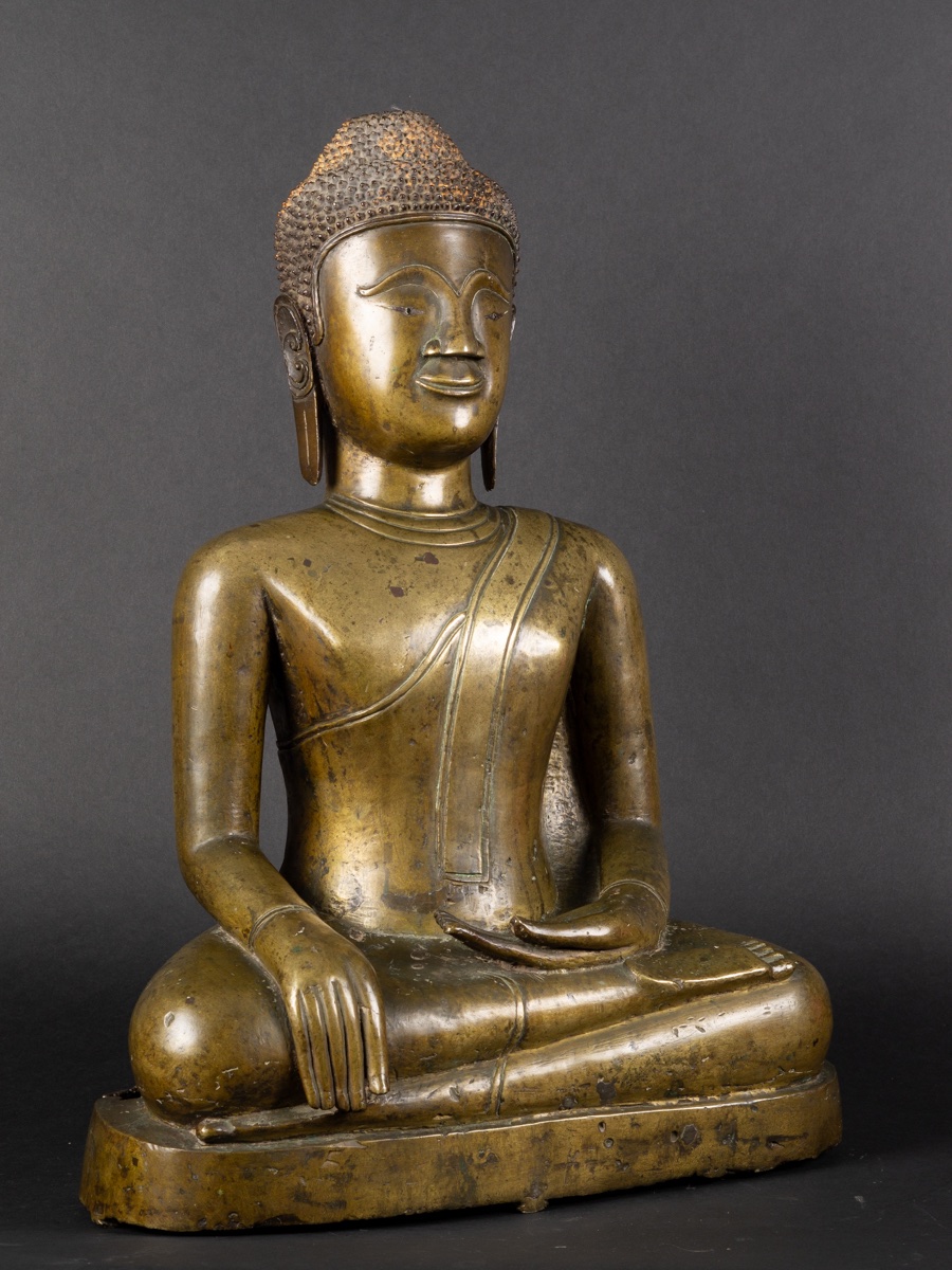 Shakyamuni Buddha, Bronze, Laos, Lan Xang, 17th Century.  -photo-3