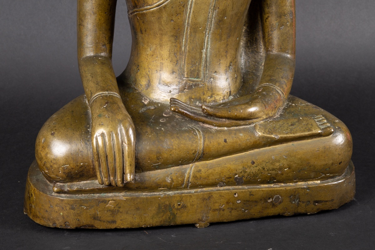 Shakyamuni Buddha, Bronze, Laos, Lan Xang, 17th Century.  -photo-3