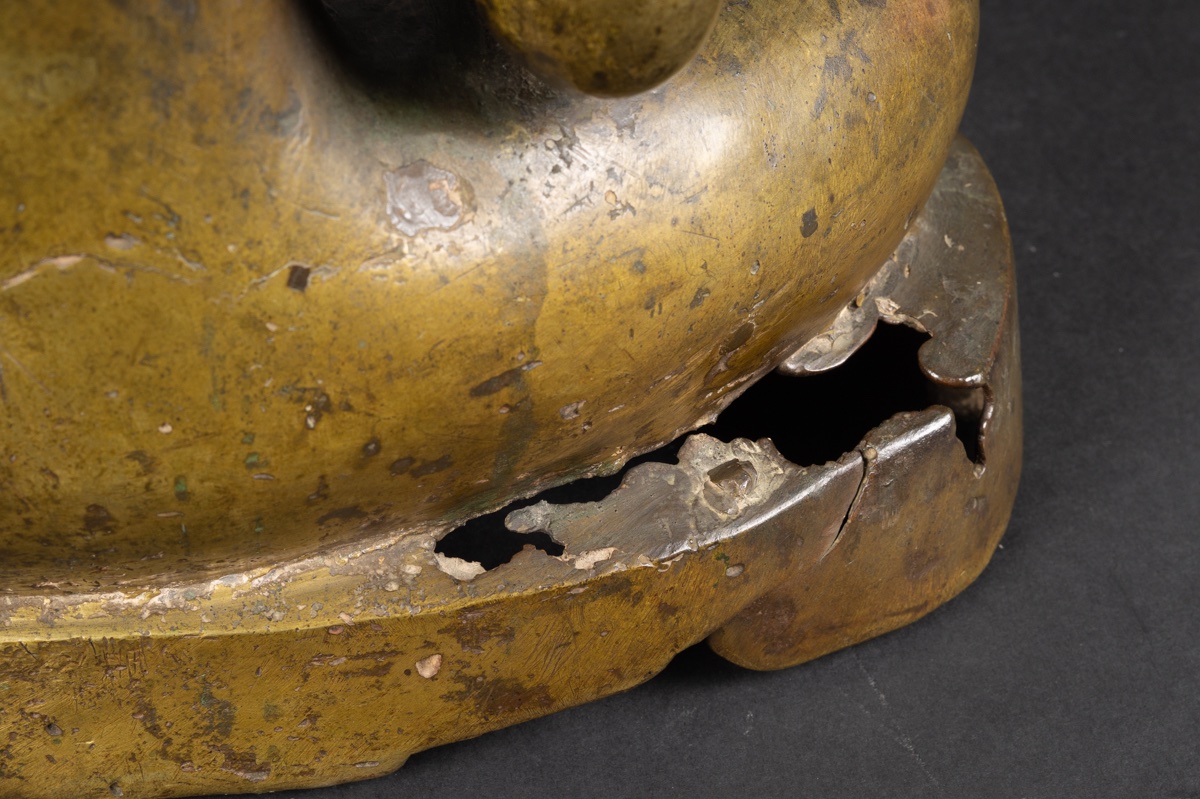 Shakyamuni Buddha, Bronze, Laos, Lan Xang, 17th Century.  -photo-7