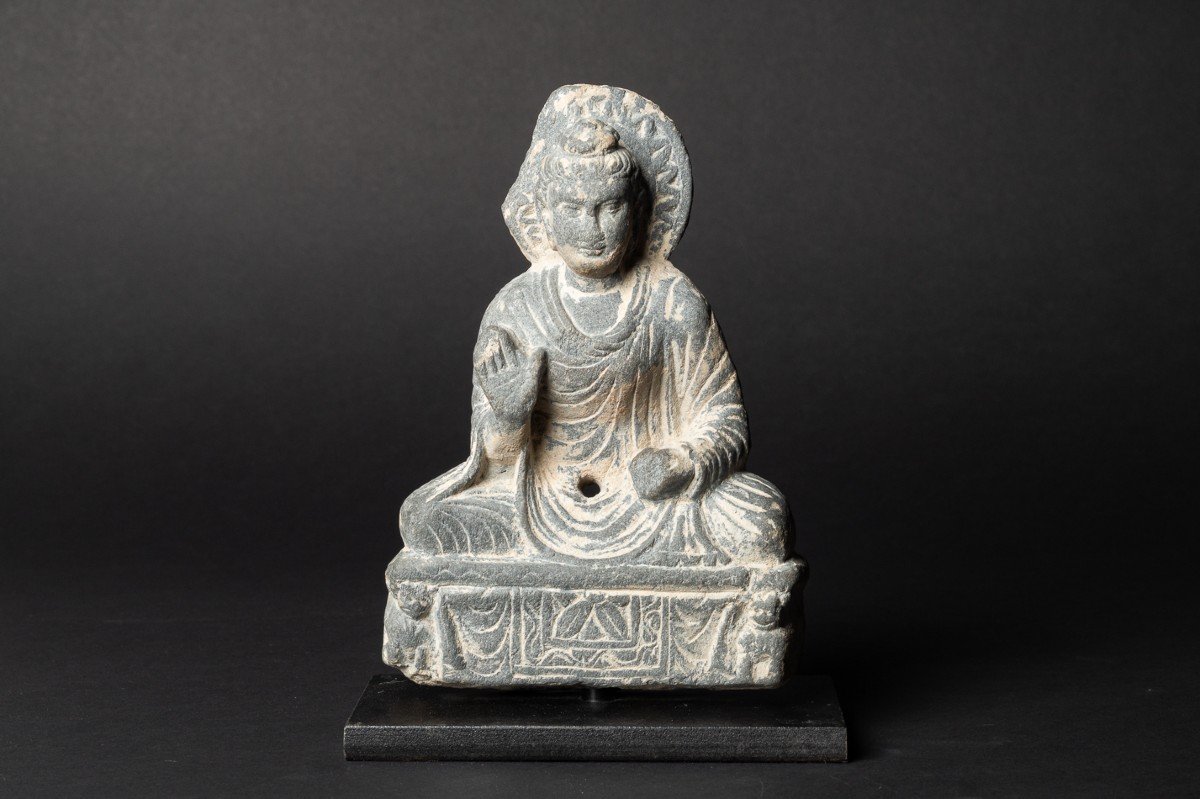 Buddha With Lions, Schist, Gandhara, 1st-5th Century Ad