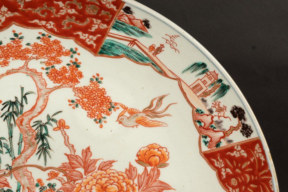Grand Plat Avec Panier De Fleurs, Japon, Arita, Période Edo, XVIIIe / XIXe Siècle.  -photo-1
