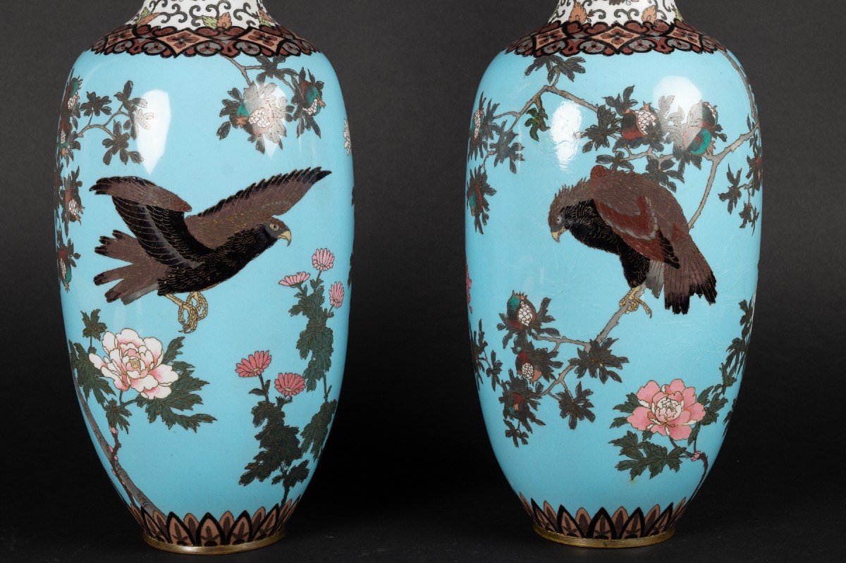 Paire De Grands Vases Cloisonnés Avec Des Aigles, Shippo-yaki, Japon, ère Meiji (1868-1912)-photo-1