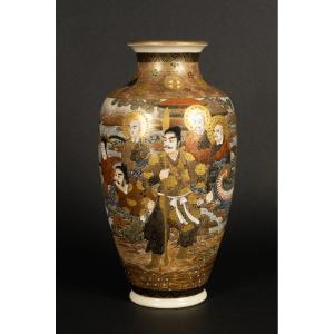 Vase With Dragon And Figures, Ryuzan, Satsuma, Japan, Meiji Era (1868-1912)