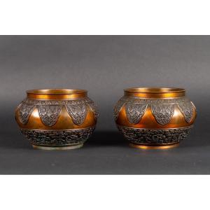 Paire De Cache-pots, Bronze, Japon, ère Meiji (1868-1912).    