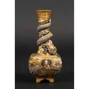 Small Vase With Dragon, Signed, Satsuma, Japan, Meiji Period (1868-1912).
